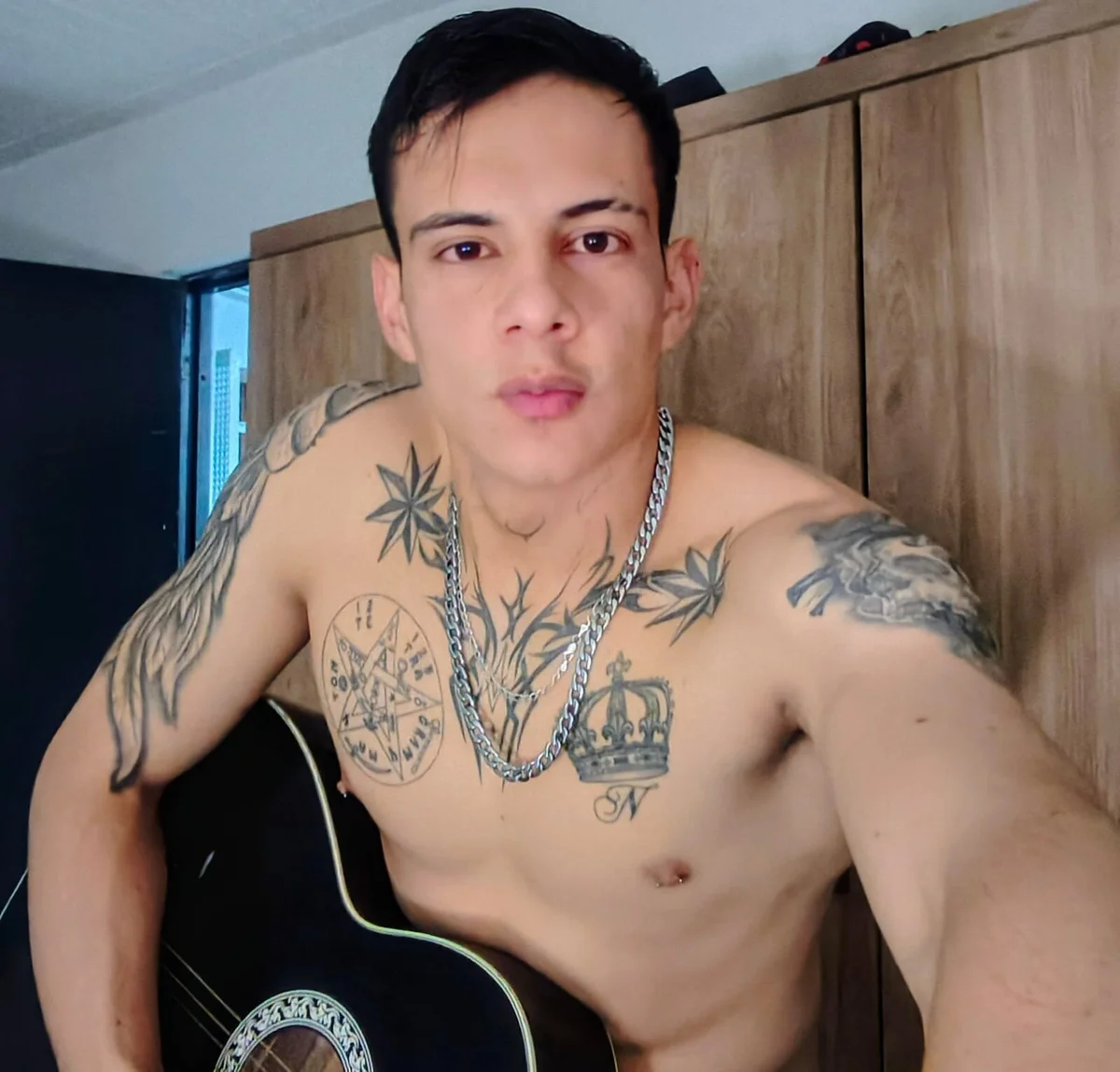 Трендове зображення  4276 Dustin_Sonne