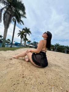 MiaaFarrel I rested, recharged, and filled up on good energy these past few days 😌✨ Today I’m back with more l Immagine  3