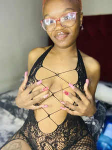 YummyMelanin117 Black Pic 9