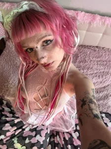 my_pussy_sweetのIn my sexy pink suit♥の 2枚の写真
