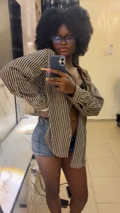Qwealean777's XXX Nude Photo 5