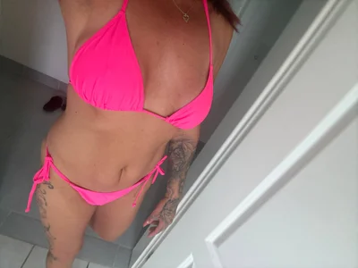 YourMilfBitch69 Public . fénykép
