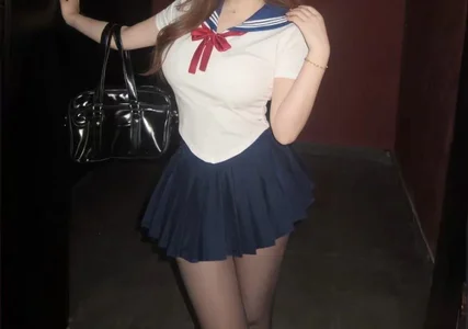 sisibaby20266 多变女友 圖片