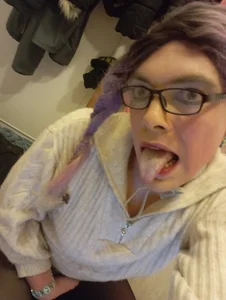 Public de EmilyCD420 Foto 6