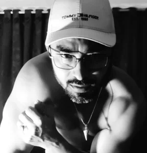 Ryan-theman Selfies Pic 3