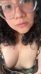 VanesssaMilf_ Randomly Pic