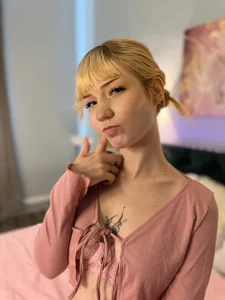 Linablueeyed I'll steal your heart Pic 5