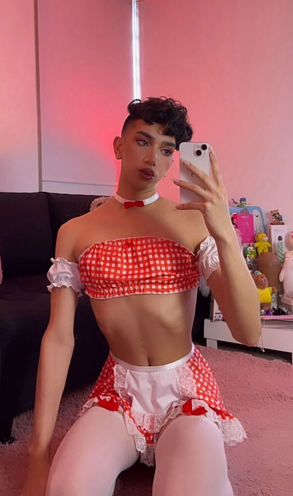 Трендове зображення  3558 Jamess_Brown