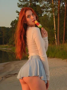 MariAllen Let me be a true model Poză 2