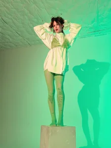 Lisa_Blossom christmas theif 🌲🎁 Pic 3