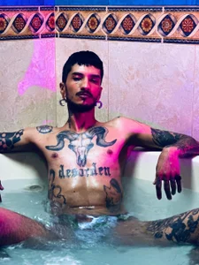 dex_55 Public Foto 2