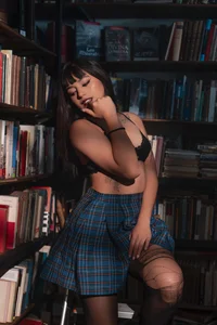 Let's read together? ❤️ de Xara_u  2 photos