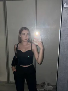 LizbethAlly Public Pic 9