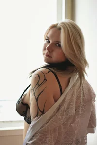Ivy_Marlowe Public Pic 7
