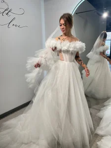 Jess_Lui I've been a bride 2 times, but I've never been able to become a wife.👰😒🤐😰 Immagine  4