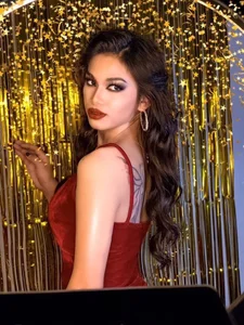 MsHannaSaint: Public ( фото)