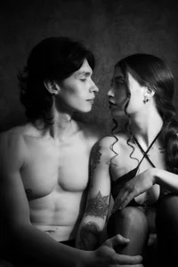 LhiayOliverのCouple Temptationの枚の写真