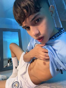 Zdjęcia Sebax_Young Wanna Play Futbol with me?:  2