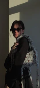 1 de YourChristine  Imagens