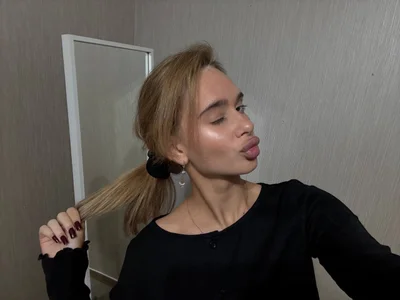 LornaBuffkin dyed for myself Pic 3