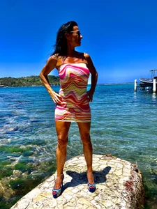 clarastrip clara 50 ans sexy et sportive 사진 2