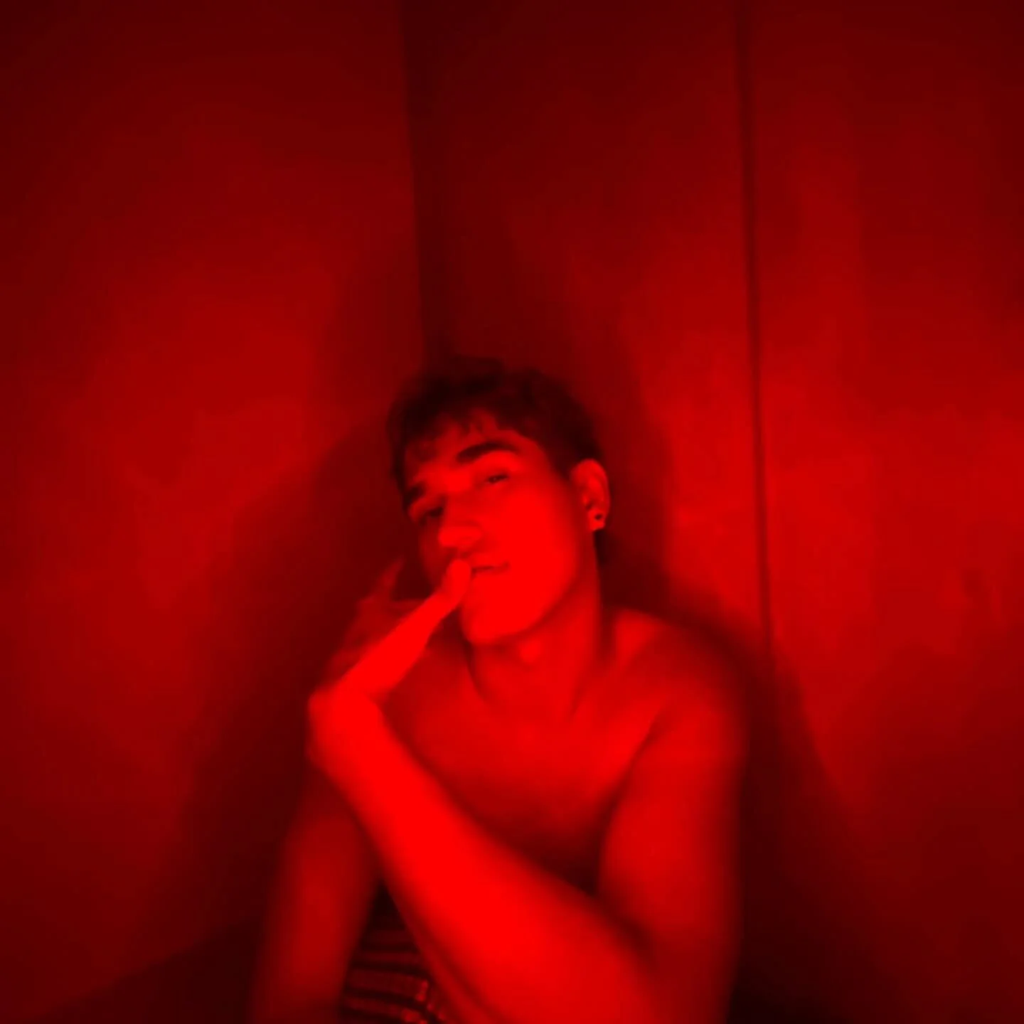 Damian_Wolff Public 圖片