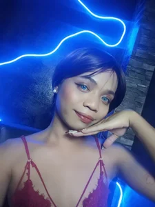 cristine_shopaShort hair, don't care.💕 Bild 4