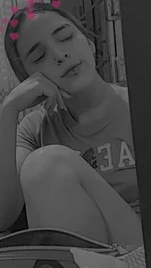 Zdjęcia littleaprill Public:  6