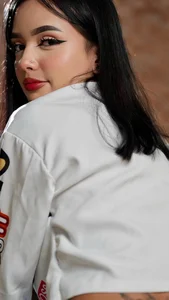 emily_dempsey On and Limitless ✖️🫦  5টি ছবি