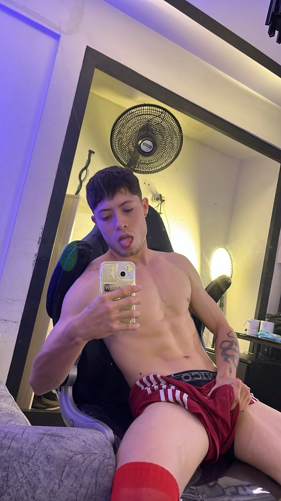 marcuscollins1_ adlı kullanıcının viral fotoğrafları:  4458