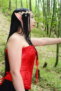Freya_Montero Una A cute, horny fairy lost in the forest.  5. fénykép