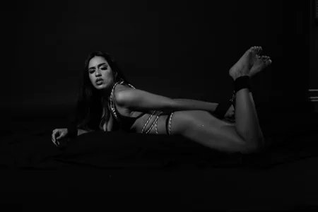 Milan_Rouxx's Bondage and Sumition Sex Photo 3