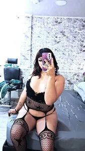 Naomi_luxx Public รูป  4