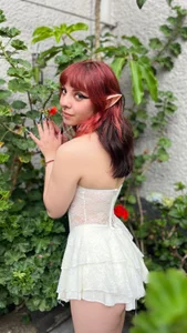 FANTASY GIRL de white_morgan  4 photos