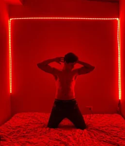 Tom_blunt96 Red . fénykép