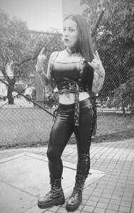 Astartexxx metalhead girl 圖片