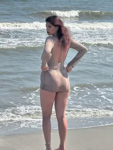 ChloeJMRaeのKissed by the sun and touched by the wavesの 6枚の写真