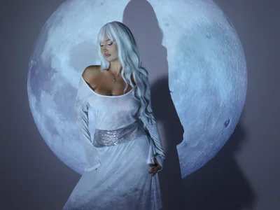 Echoes of the Moon de SarahPeach8 Foto 3