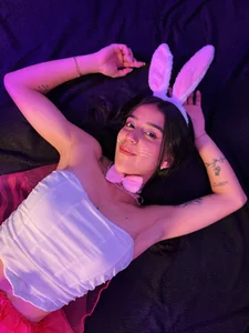 DanielaMonroe “Small, sweet… and very dangerous” 🍭💣 зображення 5