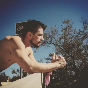 SwirledMonogamyのPublicの 4枚の写真