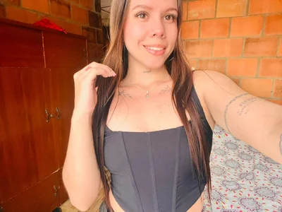 Agata_Evanss CASUAL Foto 4