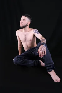 Angel_Soler 🥵 Careful, baby… I might become your obsession. Immagine  2