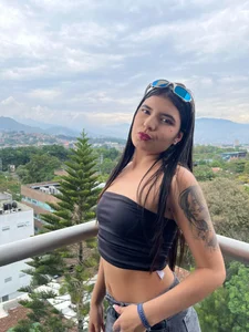 Happy day🍃🫠💋💋💋 de sam_carsonx Foto 6