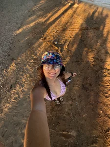 urpuppymoon sunset by the water 🌅 Foto