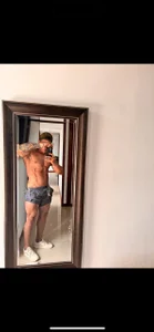 Dominic_Joness Public Hình 9