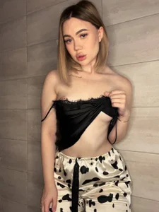 undress me de BootyTrisha  9 photos