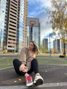 AneTaylor's photo