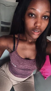 LaylaQueen0_ Public зображення 2