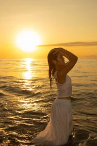 GertrudeJohnson And again the sea🥰  4টি ছবি