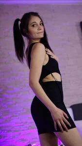 FayeSlate Public Foto 4